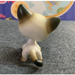 Authentic Littlest Pet Shop - Hasbro LPS - SIAMESE SHORTHAIR CAT #5